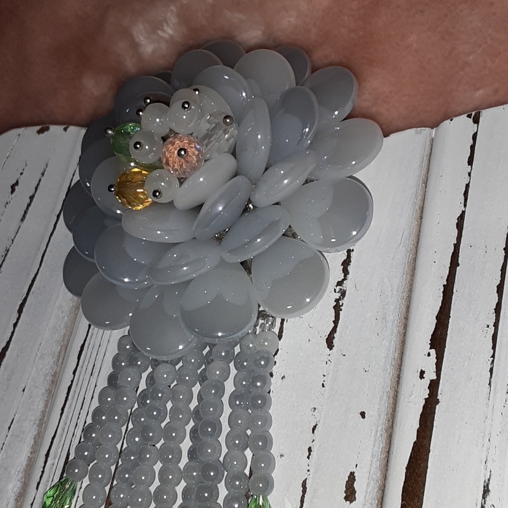 NWT Joan Rivers pale blue rose beads necklace - Picture 9 of 15